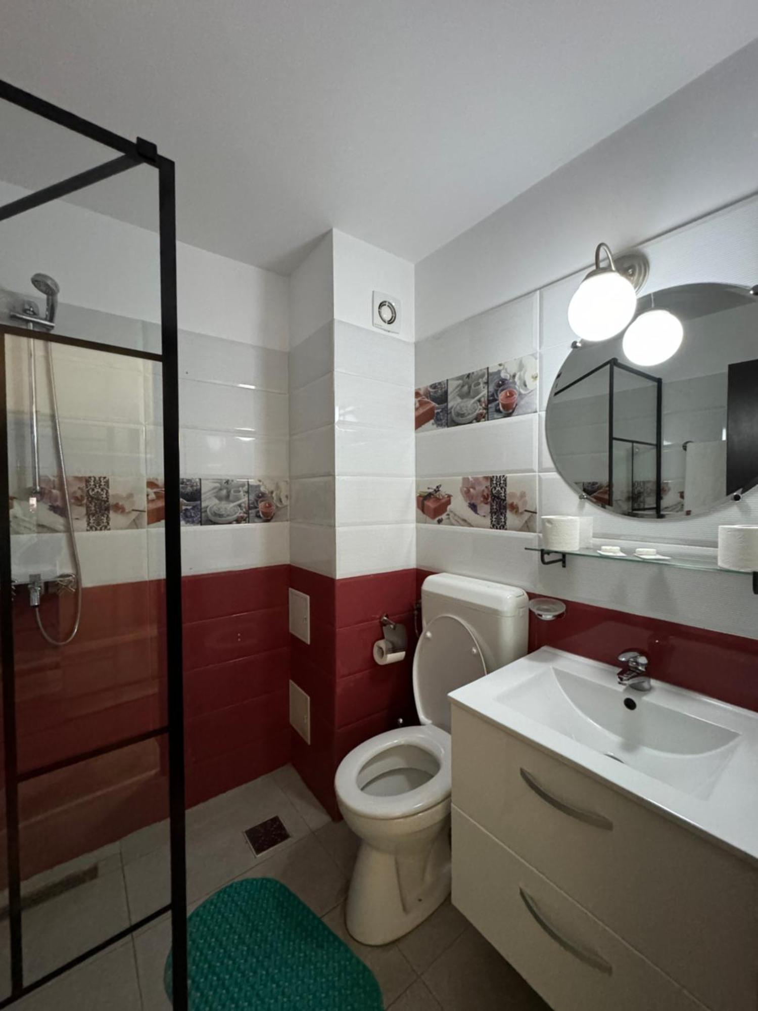 Fast Airport Accomodation Otopeni Exterior foto